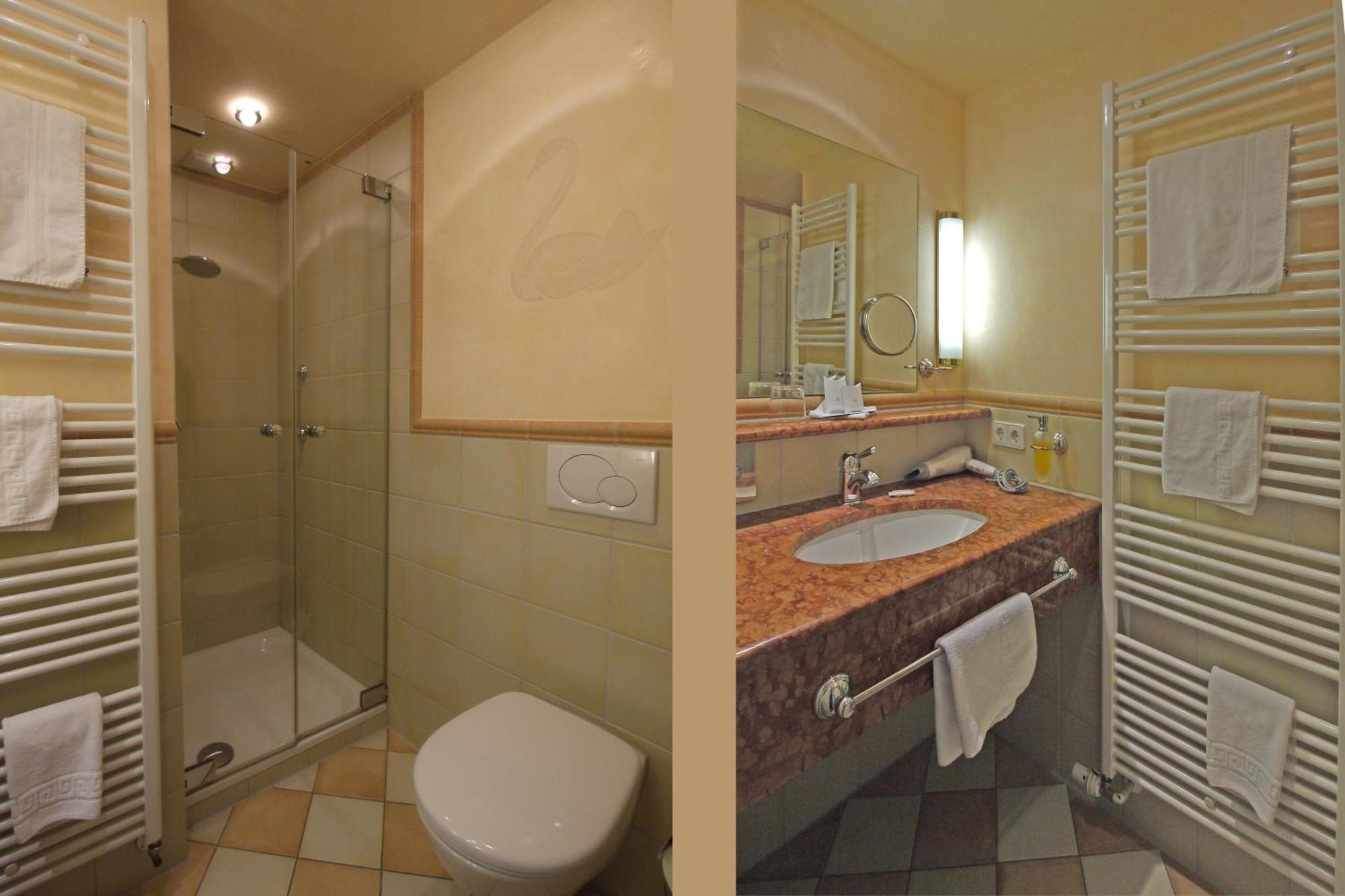 Hotel Schwanen Kaelberbronn Pfalzgrafenweiler Buitenkant foto