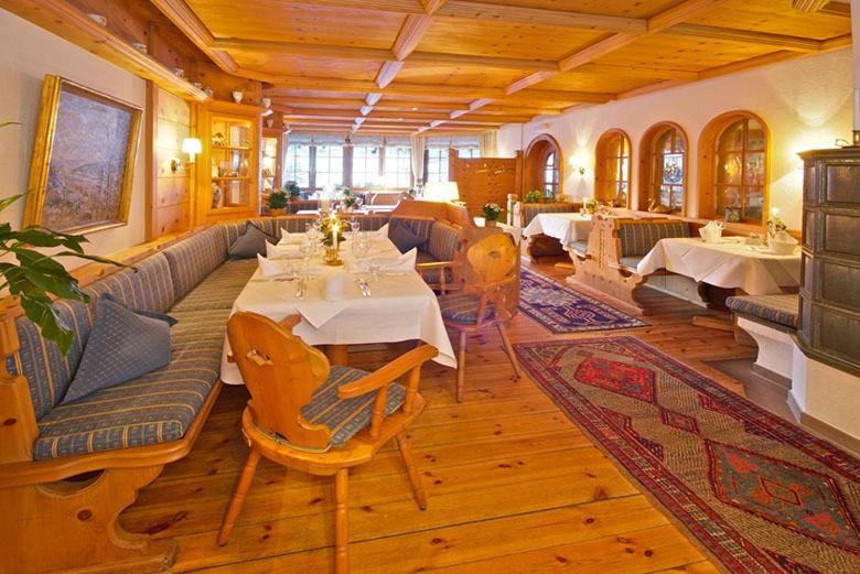 Hotel Schwanen Kaelberbronn Pfalzgrafenweiler Buitenkant foto